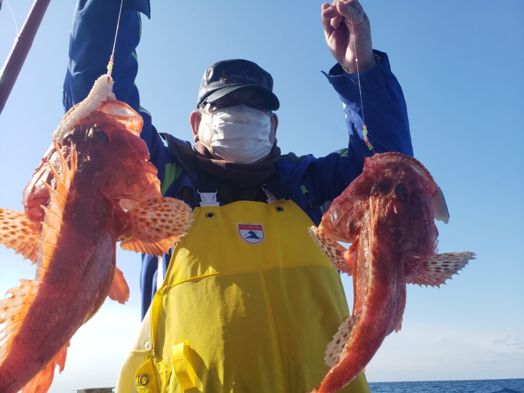 28日 日 石花海オニカサゴ 静岡県駿河湾 沼津 釣り船 舵丸